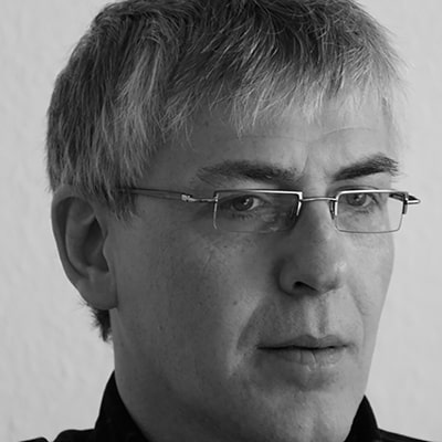 Dr. Bernd Schumacher
